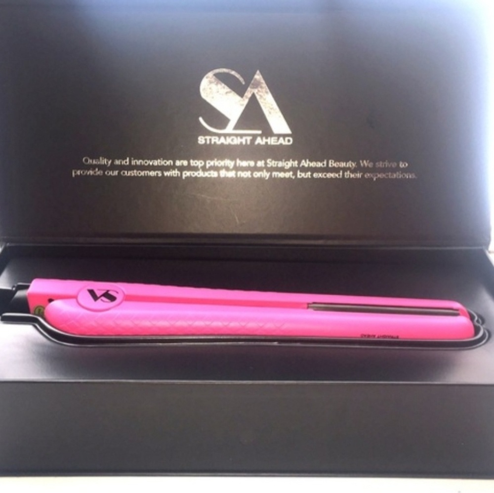 Straight Ahead Hair straightener